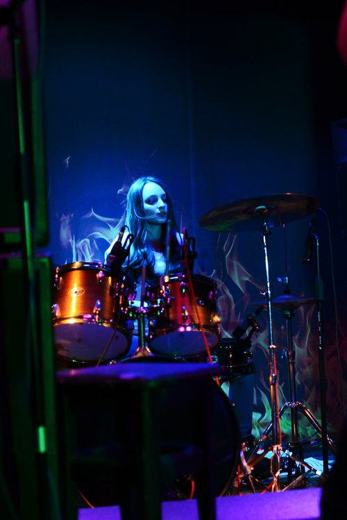 th_1bd07137236b718d9e216db67a67597f.jpg