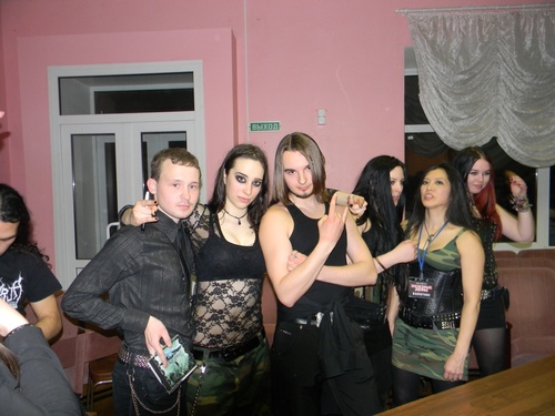 th_0f76a3dbd67ab64bb9bf30e6105e4e70.jpg