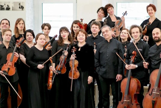 Вивальди. Глория и Гименей. Musica Viva, дирижёр – А. Рудин