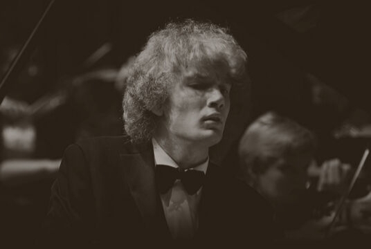 Иван Бессонов (фортепиано) и Государственный  эстрадно-симфонический оркестр