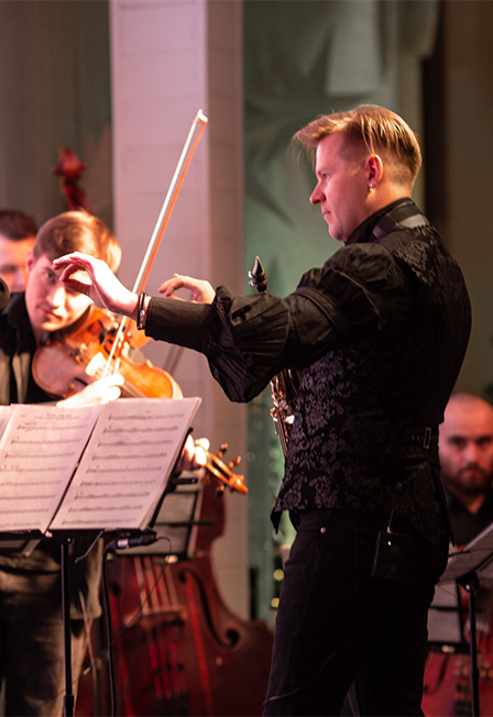 Новый год наоборот. Мировые и Рождественские хиты в Симфоническом звучании на Теплой Крыше