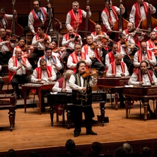 Будапештский симфонический оркестр цыган . 100 скрипок