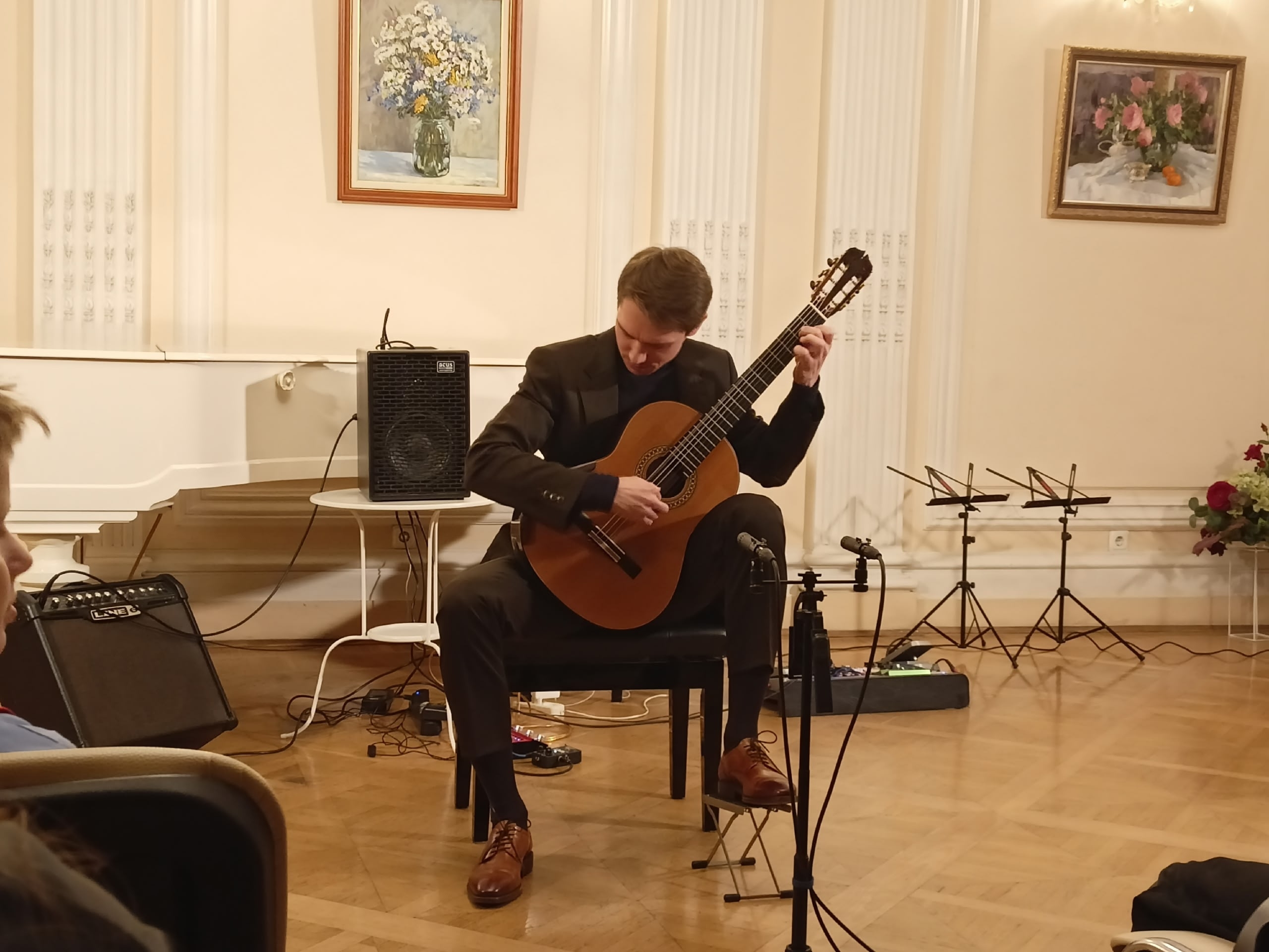 Магия гитары при свечах