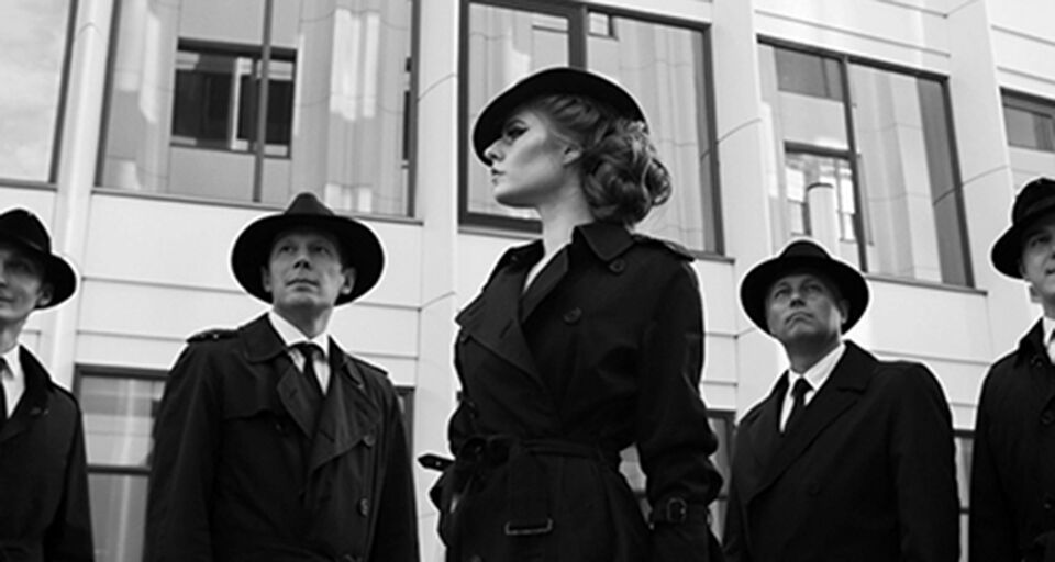Elena Et Les Garcons («Элена и Ребята») – «Путешествие во времени