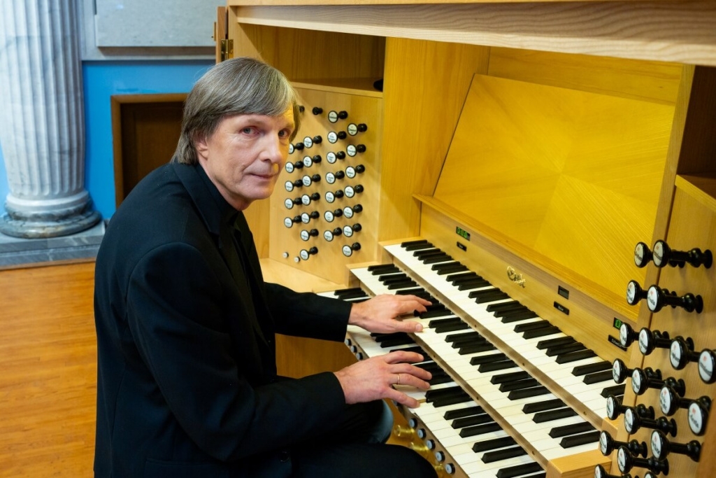 Владимир Хомяков и Юлия Семёнова