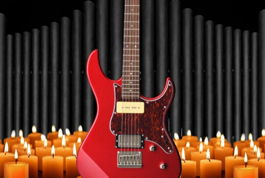 Рок-хиты на органе при свечах