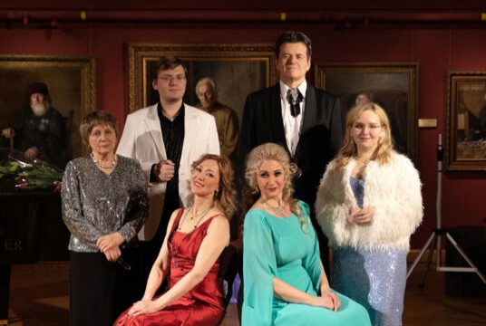 Тает лёд и сердце тает