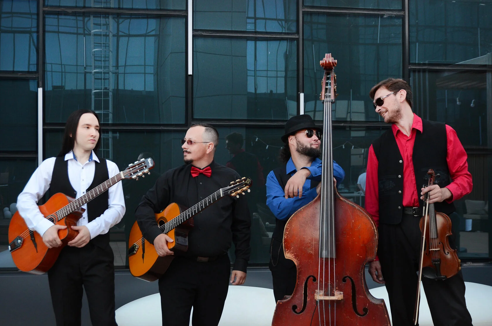 Горячий рождественский джаз