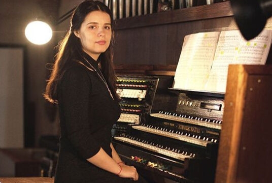 Колокольчики органа: Рождественские мотивы