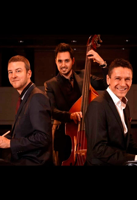 "Классика в джазе". Джаз-трио Петера Сарика (Венгрия)