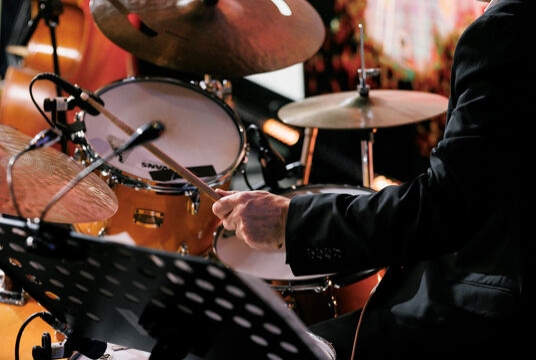 Нью-Йоркский винтажный джаз 60-х: рождественские хиты концерт-погружение в эпоху в мультимедийном театре