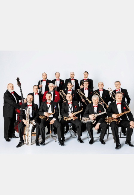 Оркестр имени Олега Лундстрема