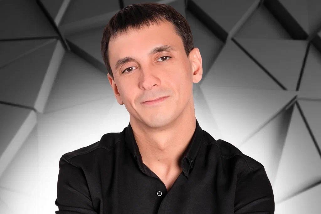 Рустам Асадуллин