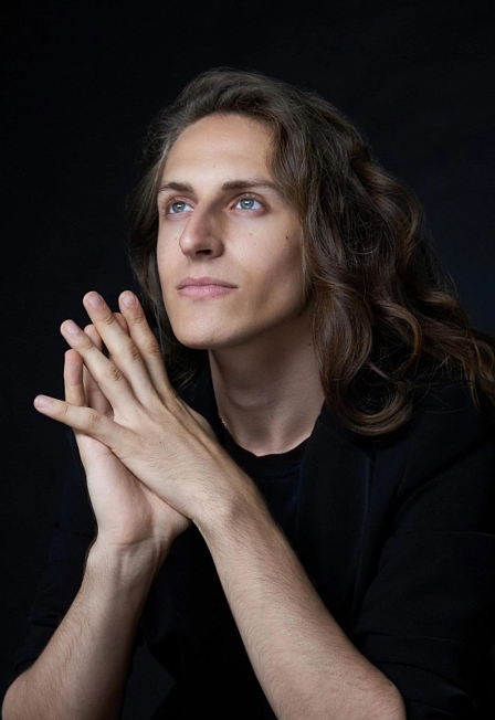 Владимир Вишневский, фортепиано