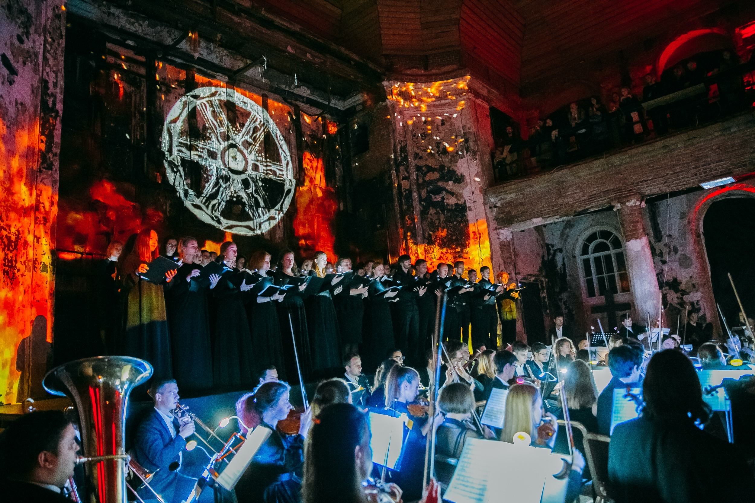 Кармина бурана. Анненкирхе концерт Carmina Burana. Опера Кармина Бурана СПБ. Кармина Бурана в соборе Петра и Павла. Колесо фортуны Орф.