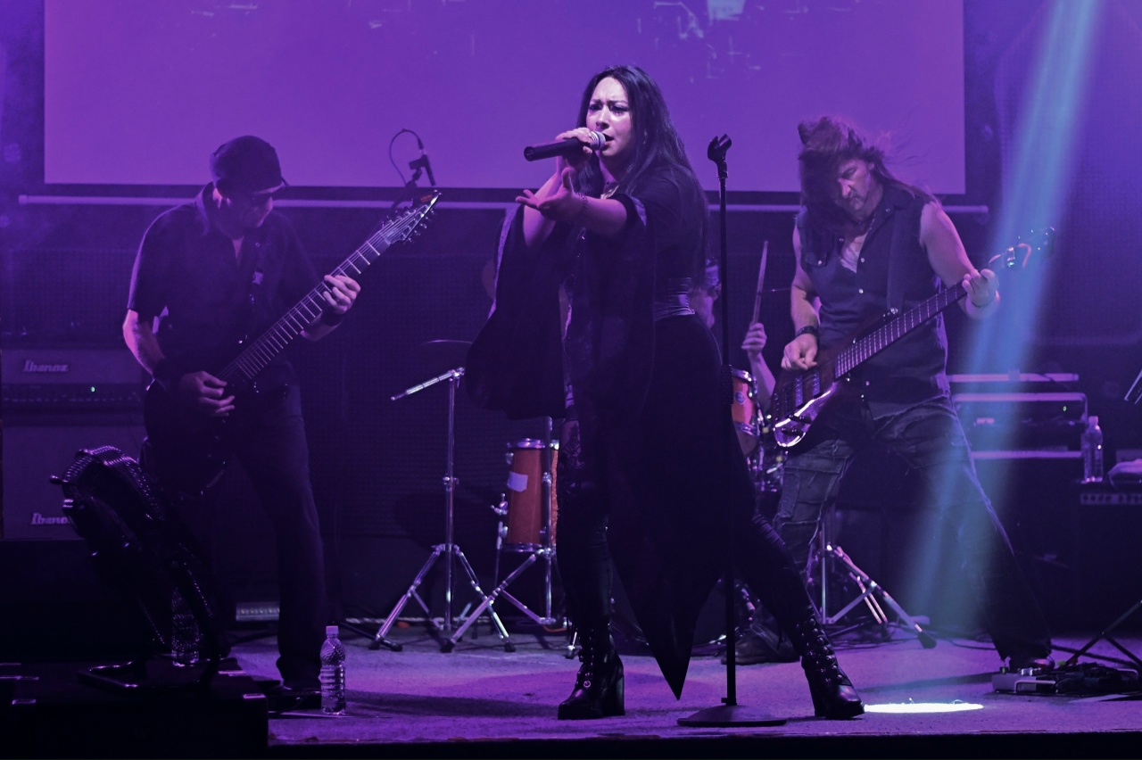 Nightwitch при свечах