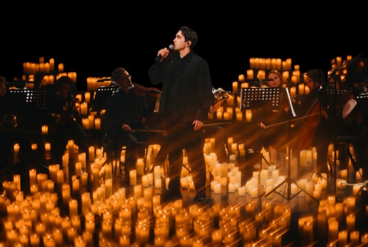 Великие хиты и 3000 свечей. Lumisfera