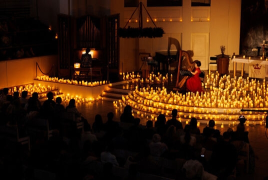 Киномузыка на органе при свечах