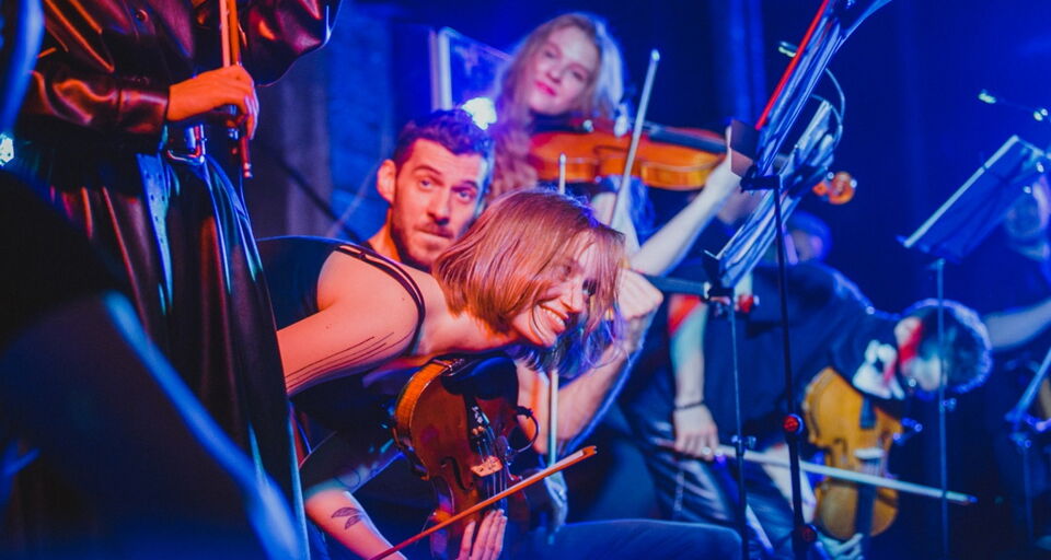 Концерт в оранжерее «New Year Hits. HighTime Orchestra»