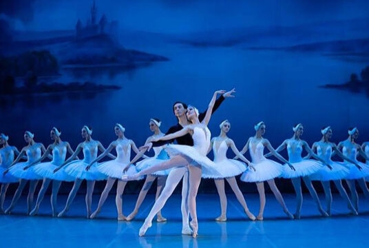 Балет «Лебединое озеро»