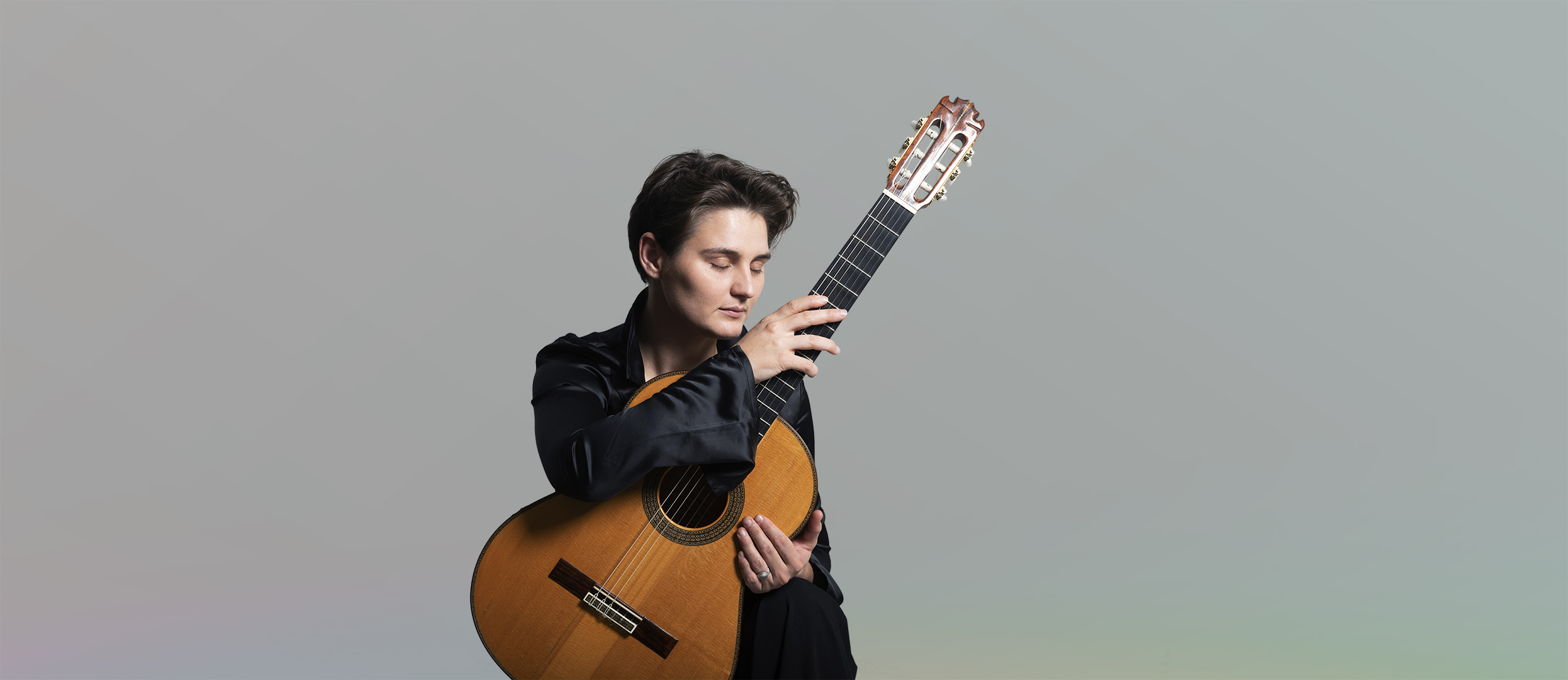 Ирина Александрова. Русская и испанская гитара