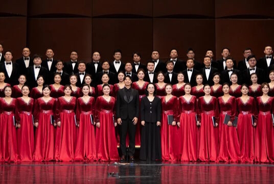 Концерт Хора Центральной консерватории (Пекин, КНР), Главный дирижёр – Чень Бин