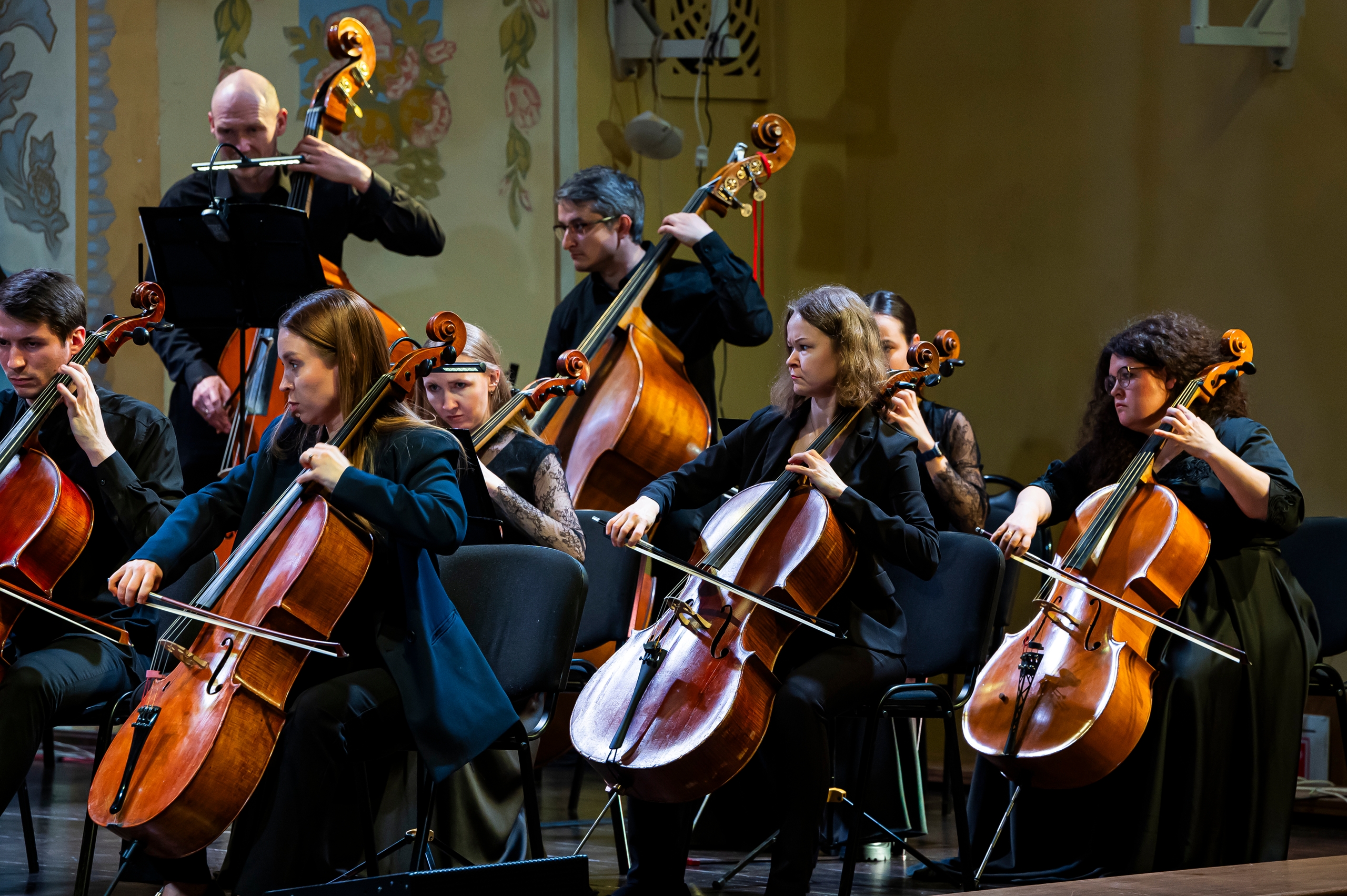 Симфонический оркестр и Пётр Акулов