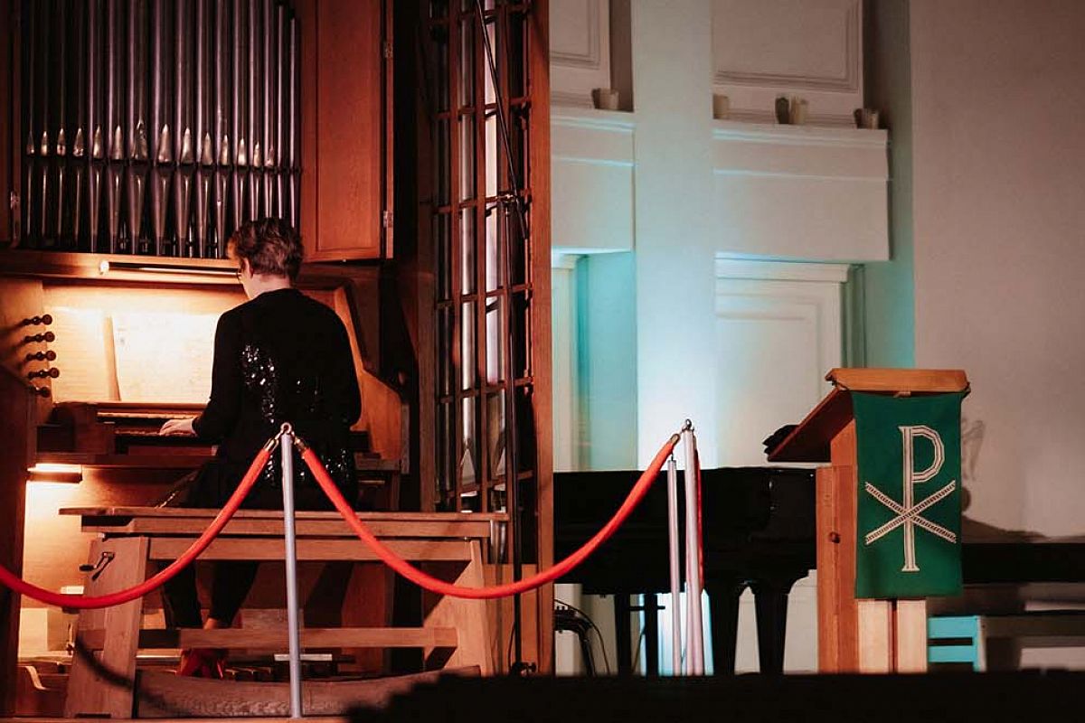 Саундтрек-шоу в Соборе. Интерстеллар, Пираты карибского моря, Гладиатор, Парфюмер