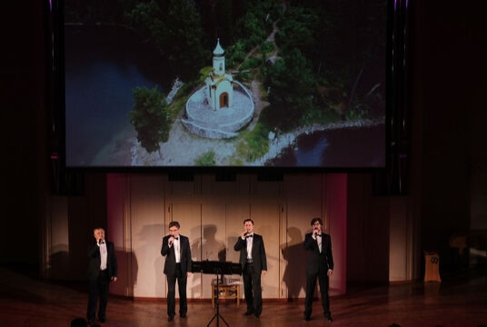 Мы Русские, с нами Бог!