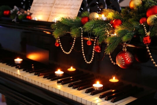 Бьет копытом Новый год