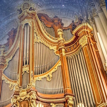 Орган и оркестр под сводами Петрикирхе. Шедевры классики