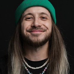 Денис Антипин