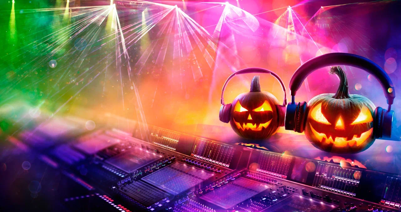 Тёмный маскарад