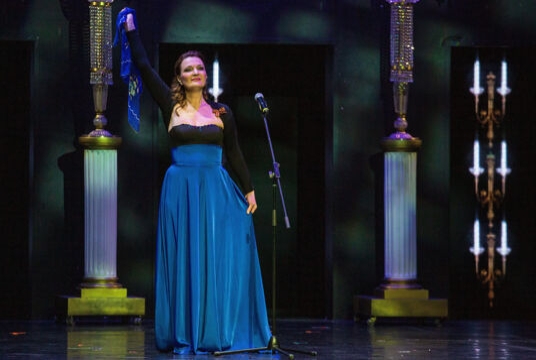 Гала-Песни военных лет