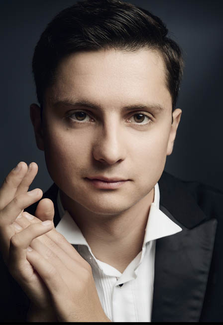 «Грезы любви» Фортепианный вечер Николая Кузнецова к 8 марта