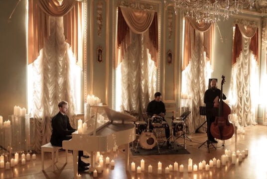 Магия свечей. «Классика в джазе. От Щелкунчика до Кармен