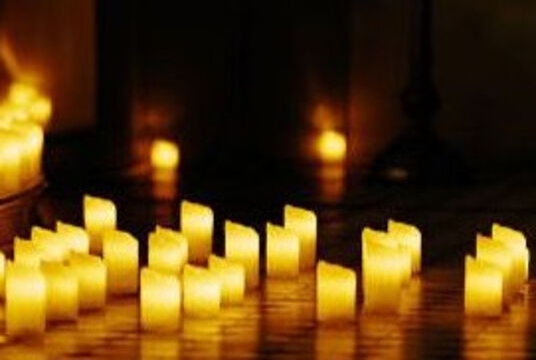 Ангельские голоса и орган при свечах