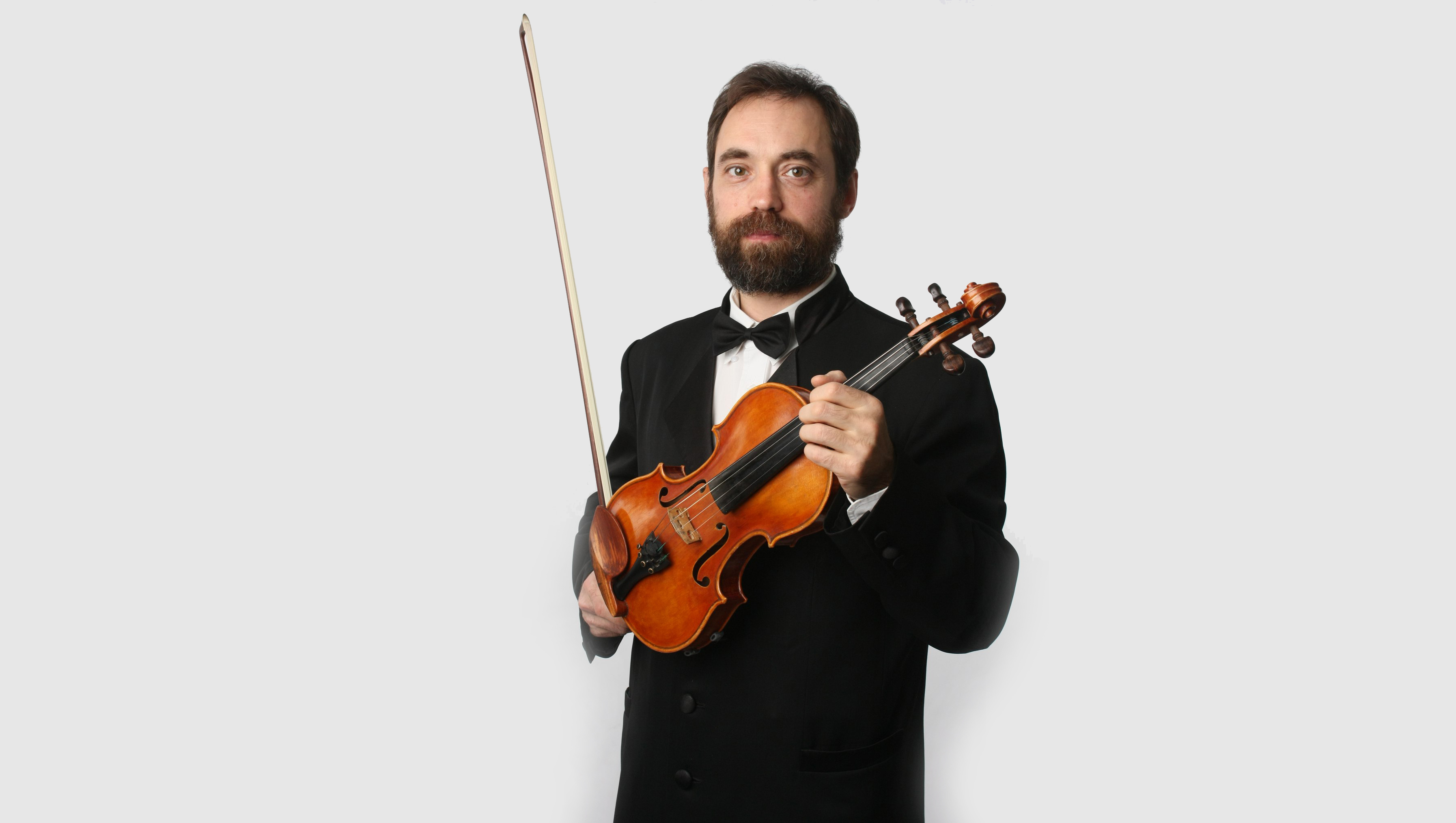 любят бас песня