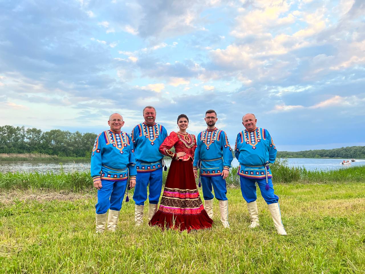 Ансамбль «Донцы». Звёзды, которые не гаснут. Зыкина и Русланова