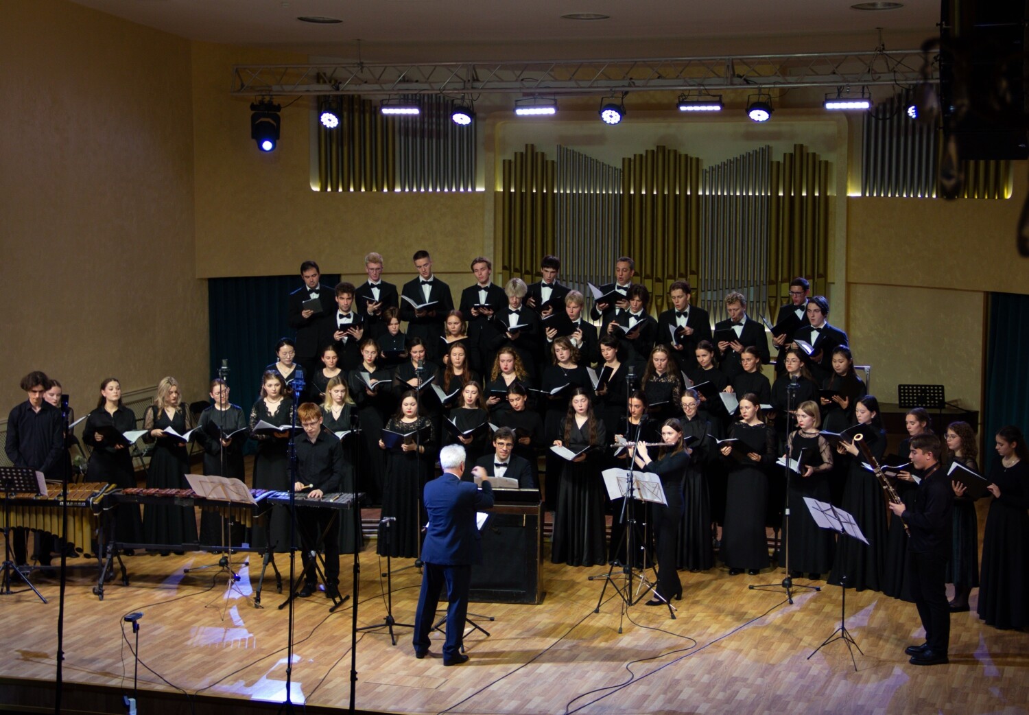 Концерт для хора с органом