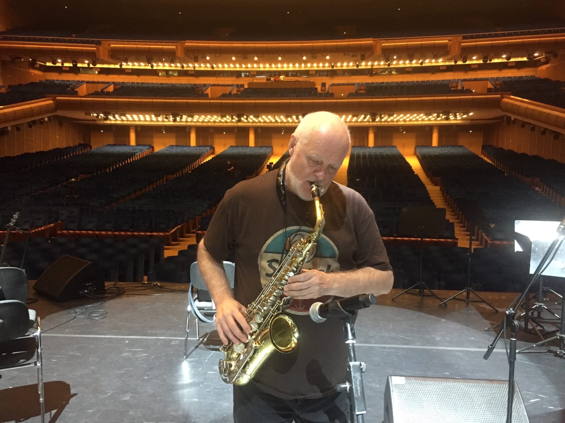 День рожденья легенды русского рока Олега Адольфовича Сакмарова