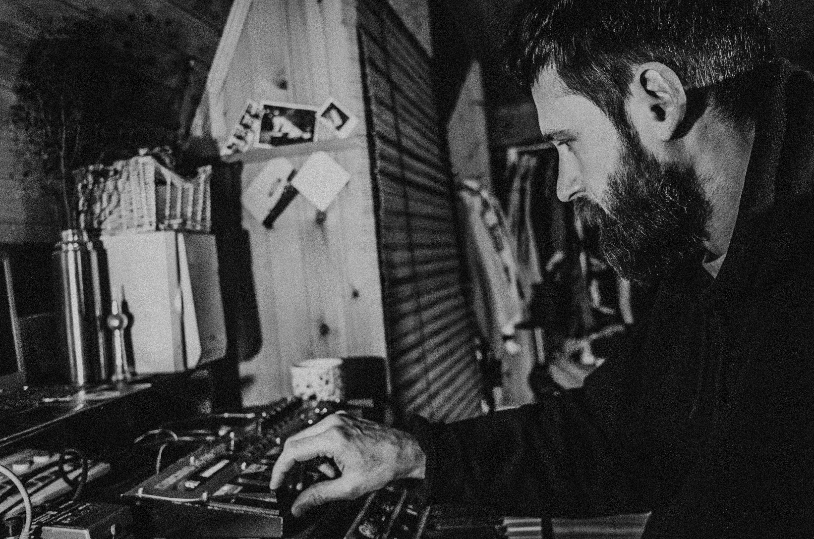 ИНО. Аудиоперформанс. Храм уединенного размышления, Осколки музыки