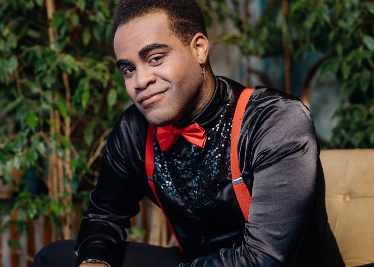 Сборный новогодний корпоратив. Soul Train: The Great Hits of America