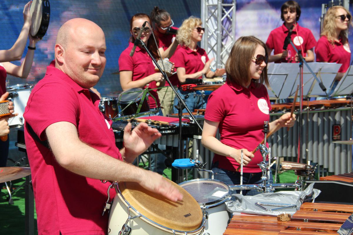 Парад Планет. Сибирский оркестр ударных инструментов