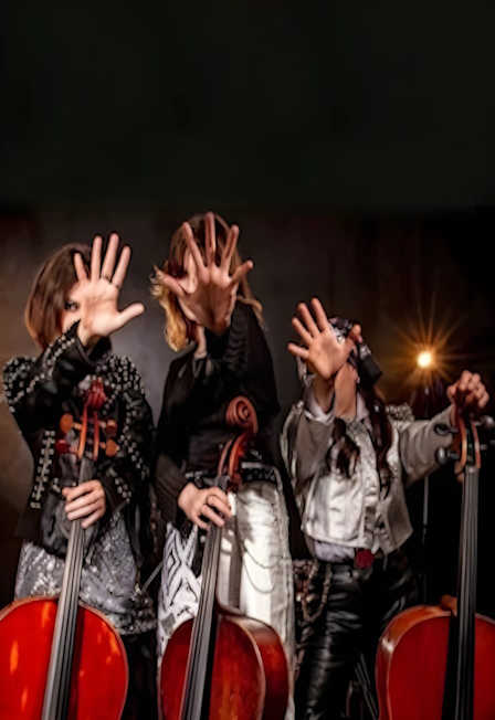 Magic Cellos Band. Колхозный панк на виолончелях