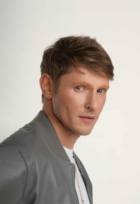 Алексей Елистратов «Revoльvers»