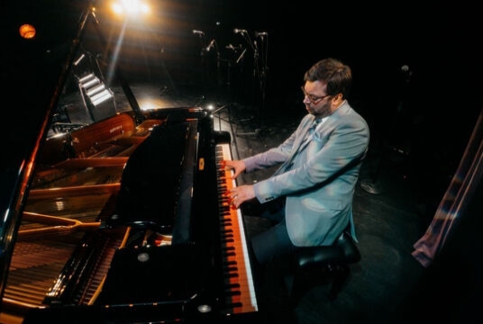 Рождественские эскизы