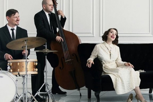 Новогодний вечер: Jazzplay & Саша Магерова