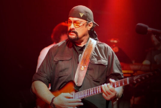 Концерт Стивена Сигала