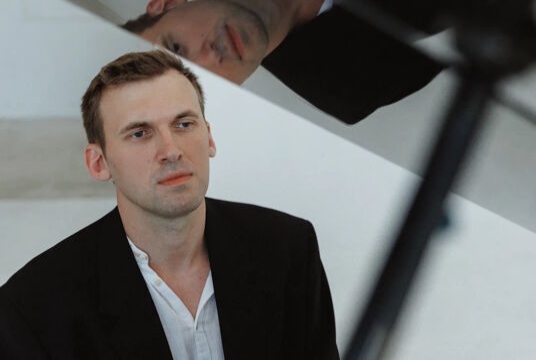 Играет Станислав Корчагин